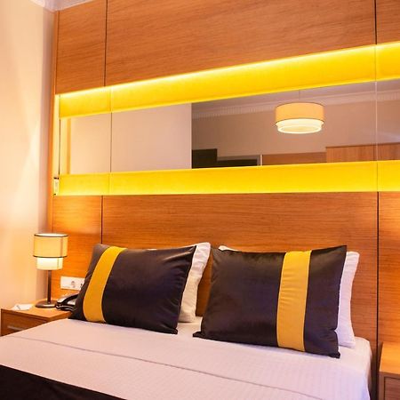 Karamans Sirkeci Suites Hotel Istanboel Buitenkant foto