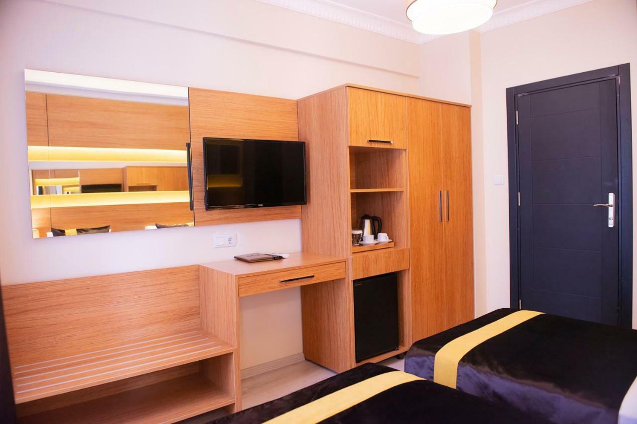 Karamans Sirkeci Suites Hotel Istanboel Buitenkant foto