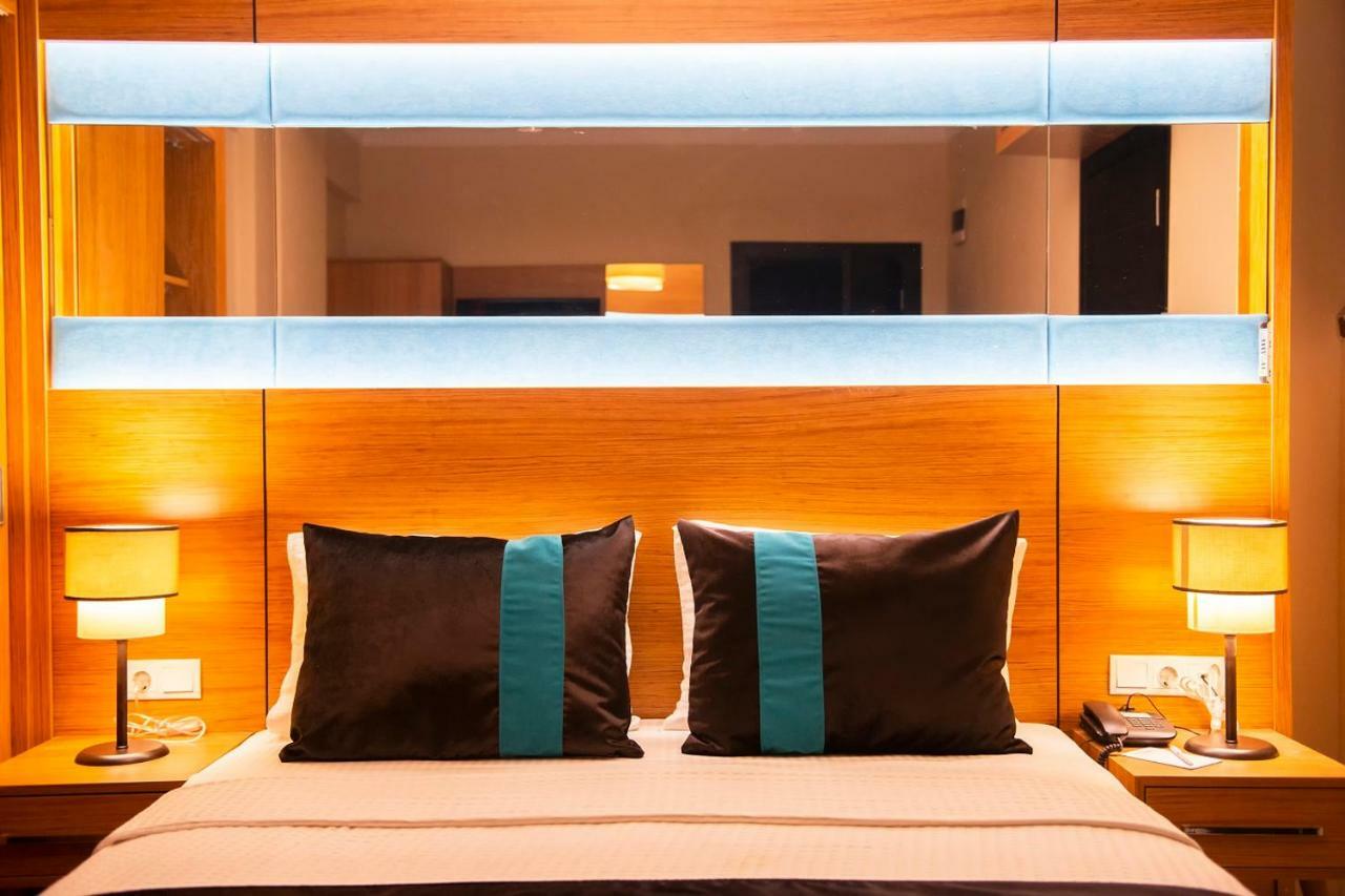 Karamans Sirkeci Suites Hotel Istanboel Buitenkant foto
