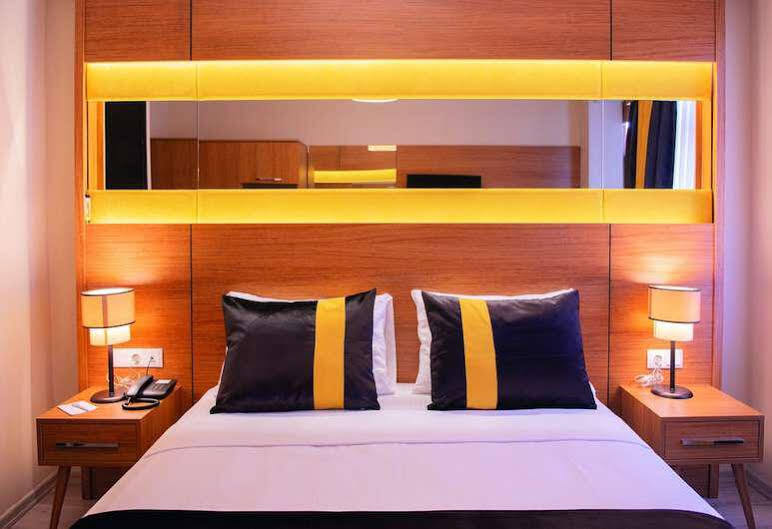 Karamans Sirkeci Suites Hotel Istanboel Buitenkant foto